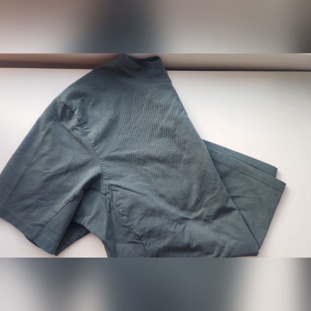 Green Lululemon Tee